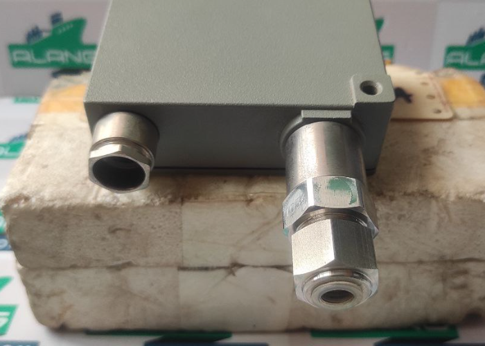 TRAFAG  904.2377.903  PRESSURE TRANSMITTER