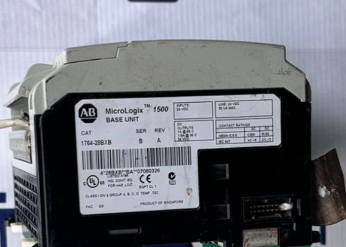 ALLEN-BRADLEY  1764-28BXB  MICROLOGIX