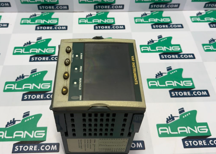 Eurotherm VAF 3504  TEMPERATURE CONTROLLER
