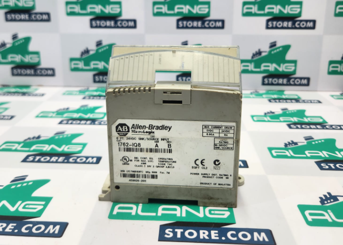 ALLEN-BRADLEY  1762-IQ8  DIGITAL OUTPUT MODULE