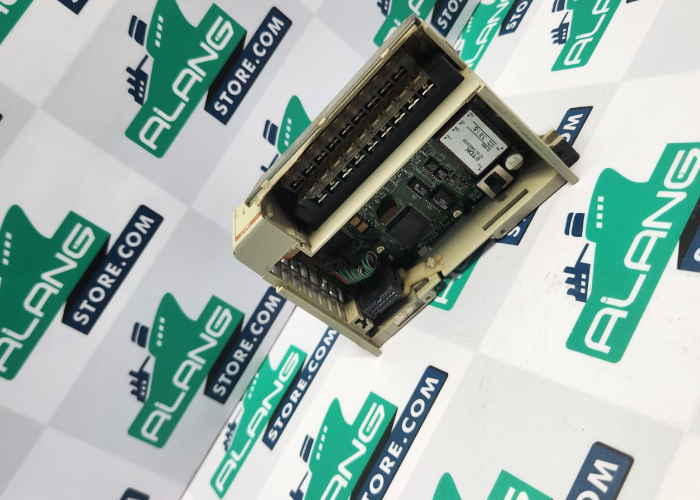 ALLEN-BRADLEY  1769-IF4 4  ANALOG INPUT MODULE