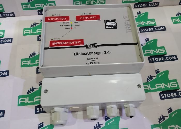 DEFA LIFE BOAT CHARGER 3x5  BATTERY CHARGER